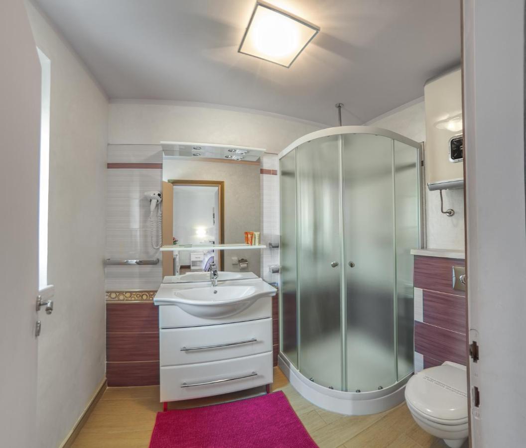 Guesthouse Residence Major 4*